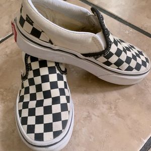 VANS SLIP ONS